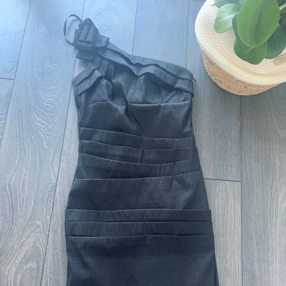 Black dress
